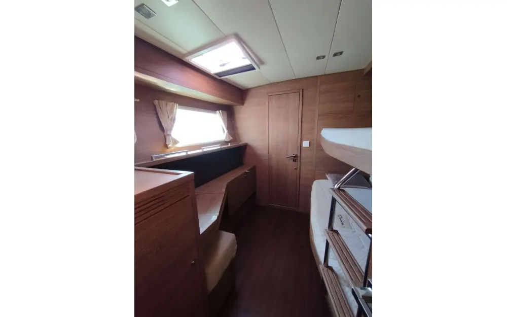 slider 28 Lagoon  620