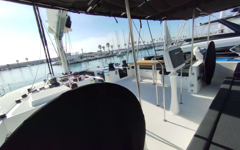 slider 37 Lagoon  620