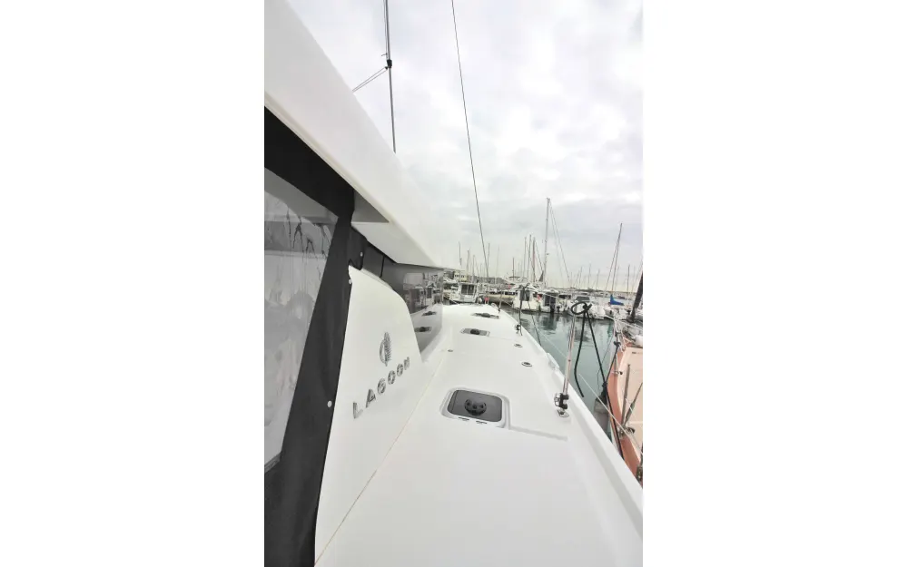 slider 23 Lagoon  42
