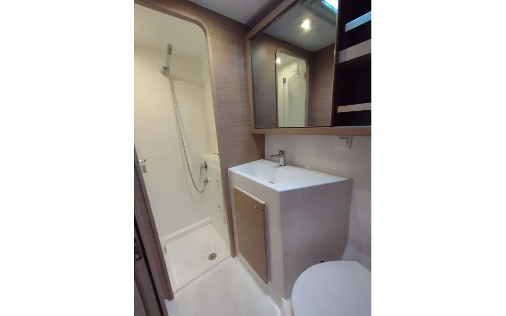 slider 29 Lagoon  42