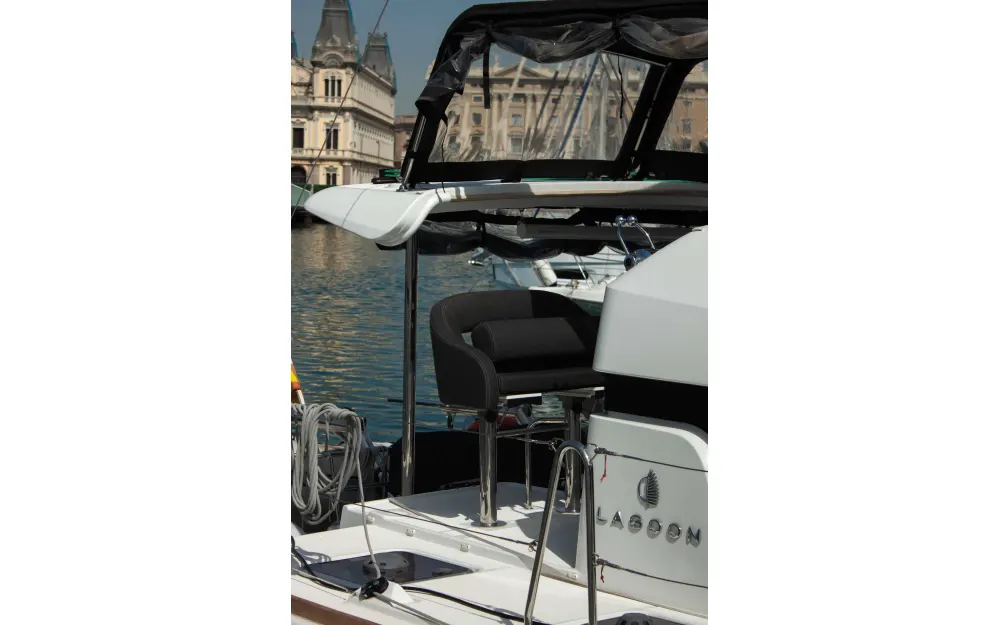 slider 23 Lagoon  40