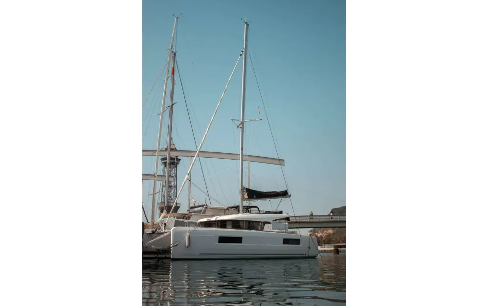 slider 31 Lagoon  40