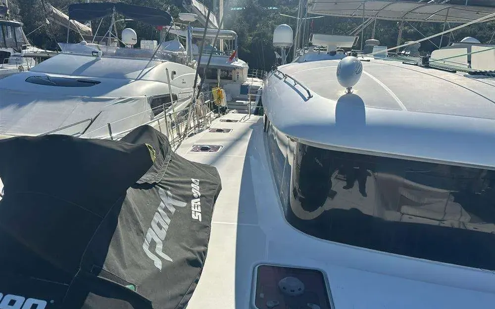 slider 33 Lagoon  620