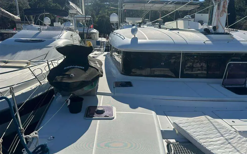 slider 38 Lagoon  620