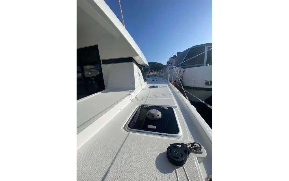 slider 11 Lagoon  42