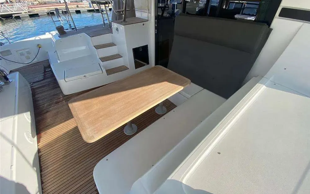 slider 17 Lagoon  42