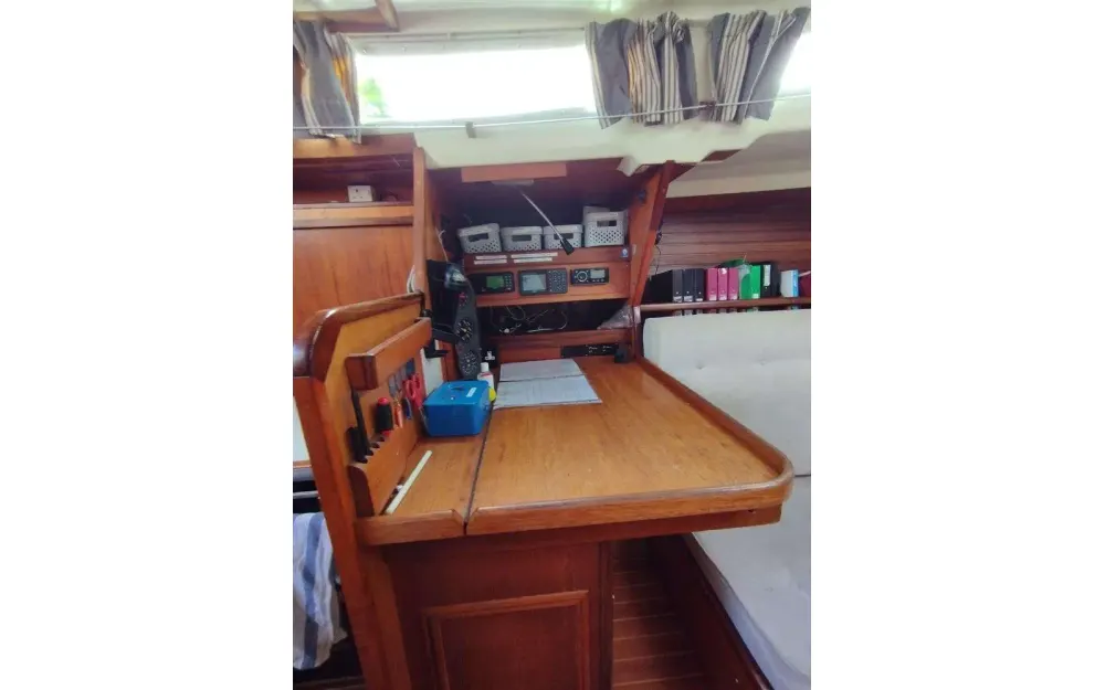 slider 6 Wauquiez Hood 38