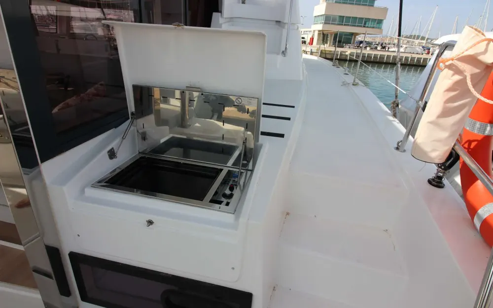 slider 17 Bali Catamarans Bali 4.6