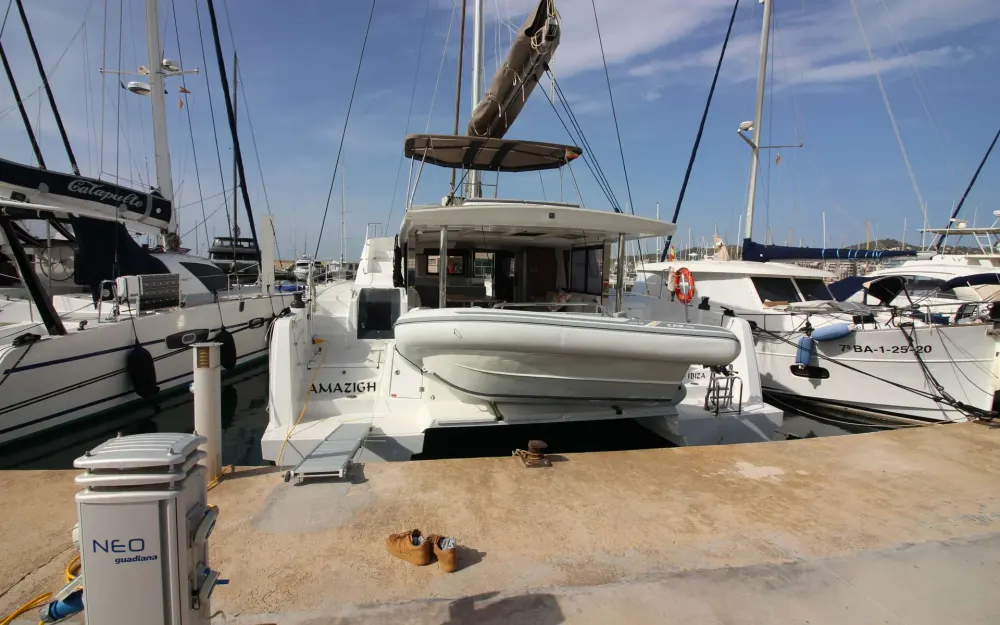 slider 21 Bali Catamarans Bali 4.6