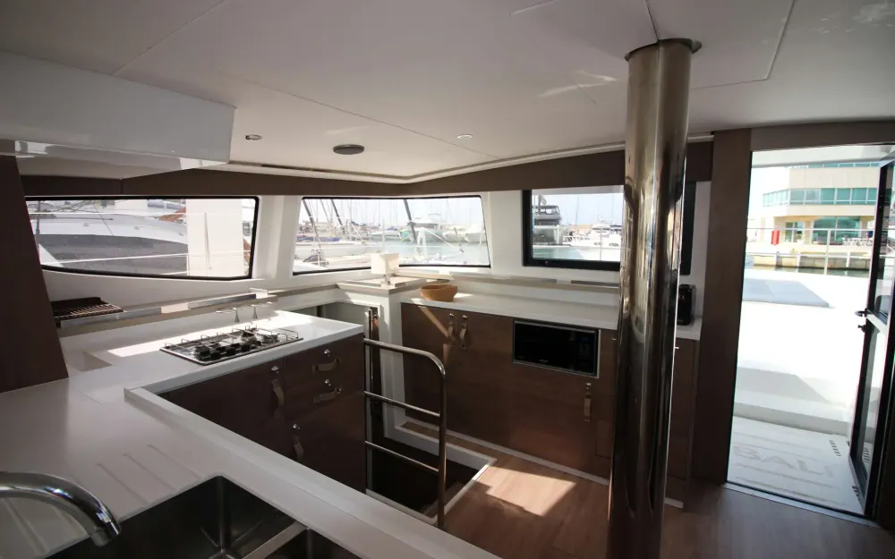 slider 6 Bali Catamarans Bali 4.6