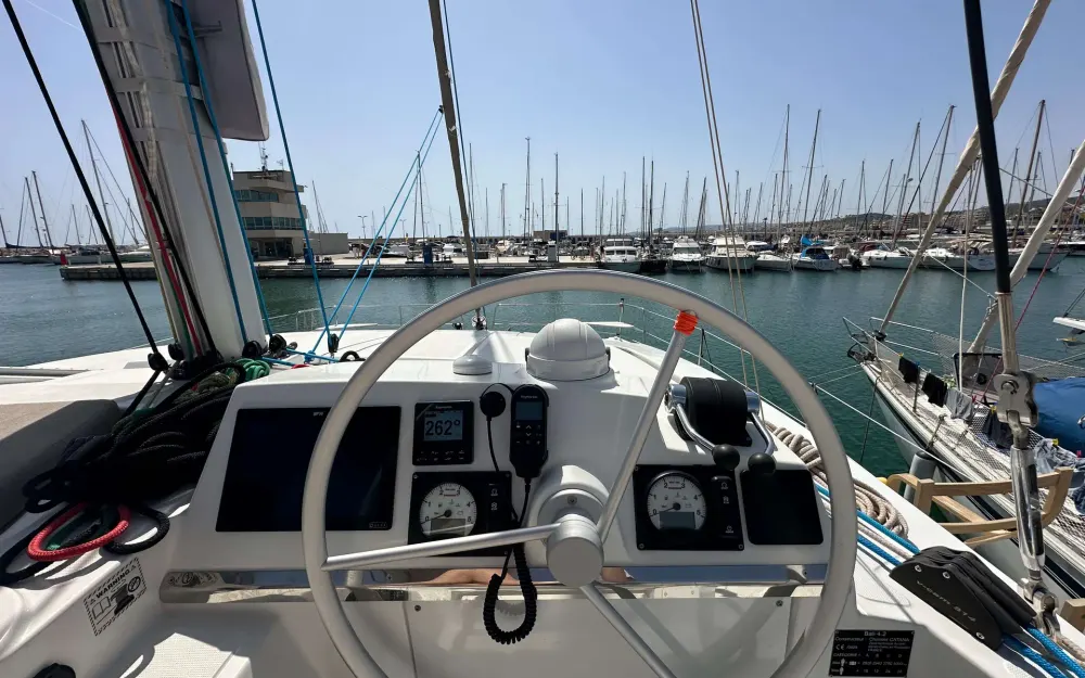slider 21 Bali Catamarans Bali 4.2