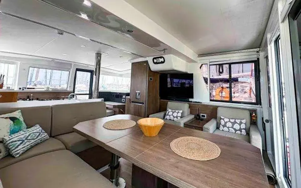 slider 39 Bali Catamarans Bali 4.2