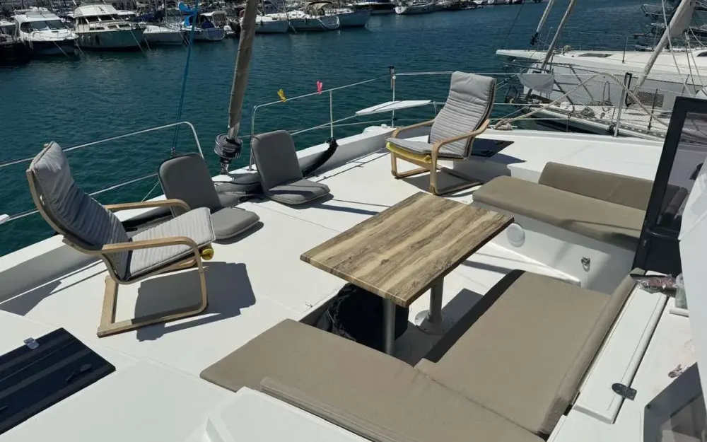 slider 5 Bali Catamarans Bali 4.2