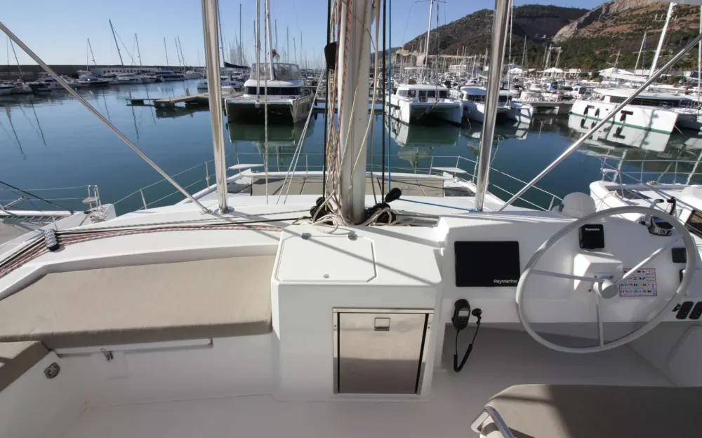 slider 19 Bali Catamarans Bali 5.4