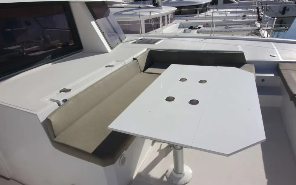 slider 7 Bali Catamarans Bali 5.4
