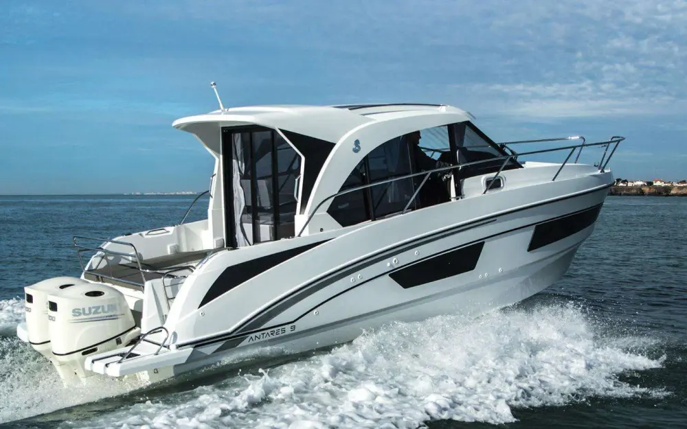 slider 12 Beneteau Antares Serie 9
