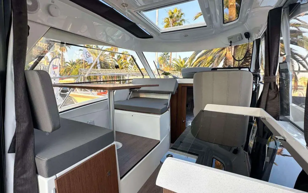 slider 22 Beneteau Antares Serie 9