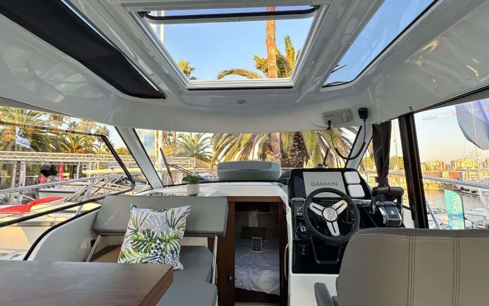 slider 26 Beneteau Antares Serie 9