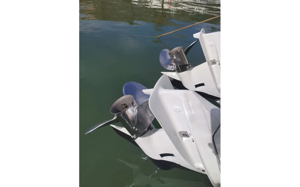 slider 30 Beneteau Antares Serie 9