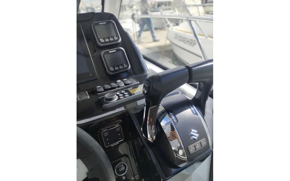 slider 31 Beneteau Antares Serie 9