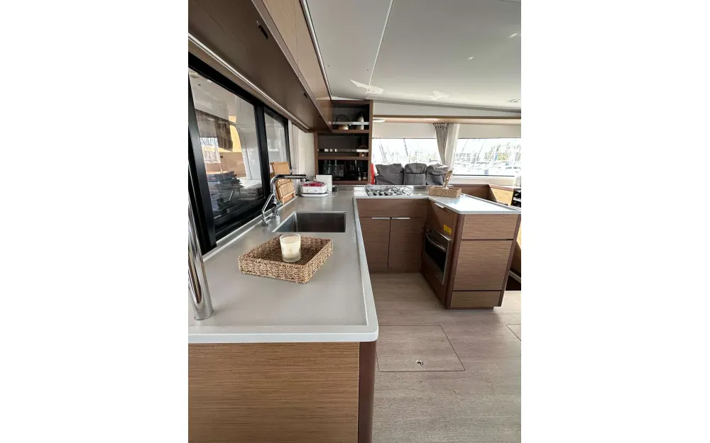 slider 26 Lagoon  46
