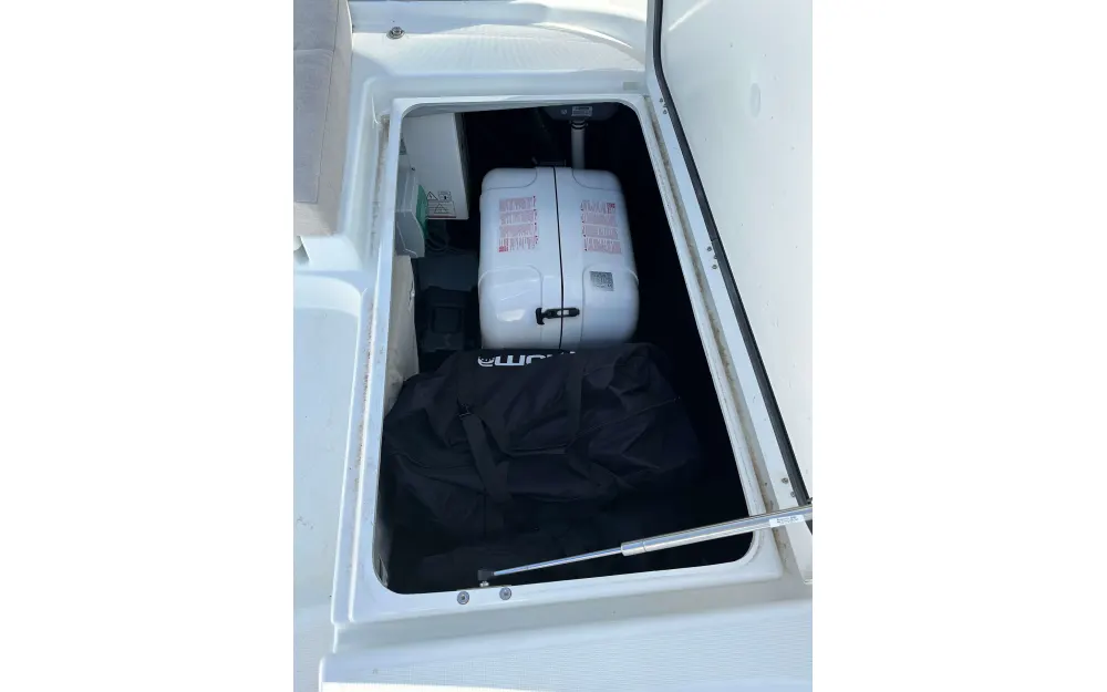 slider 42 Lagoon  46