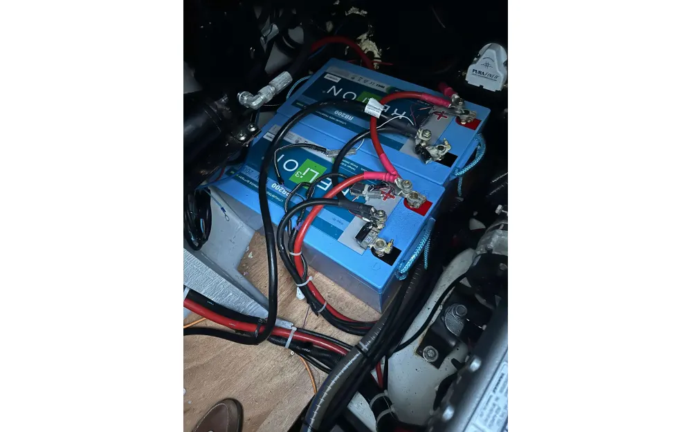 slider 43 Lagoon  46