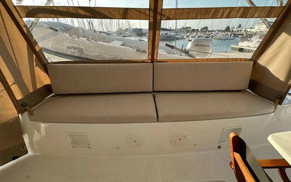 slider 51 Lagoon  46