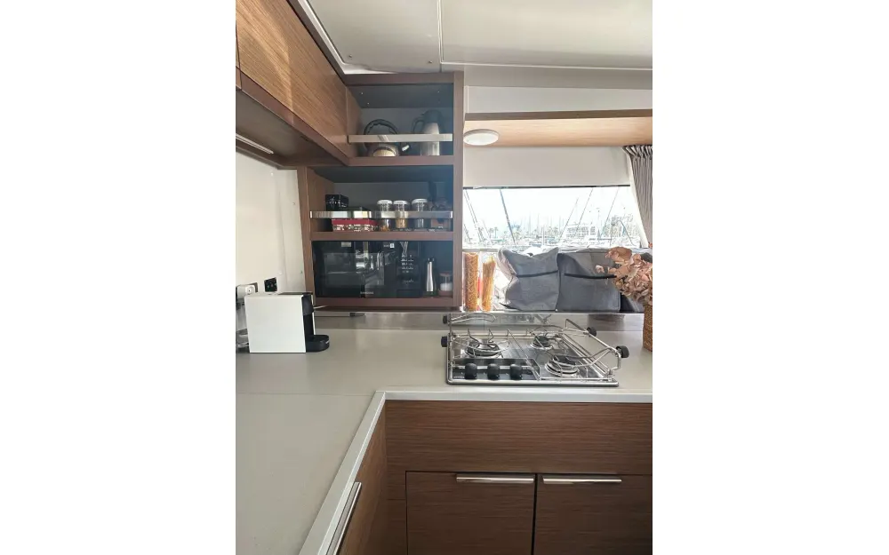slider 56 Lagoon  46