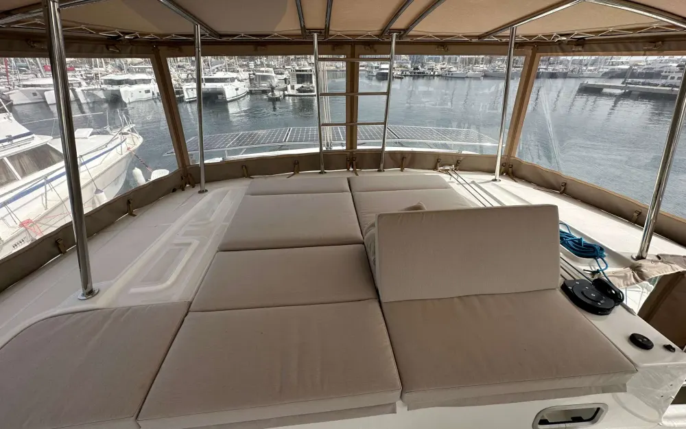 slider 59 Lagoon  46