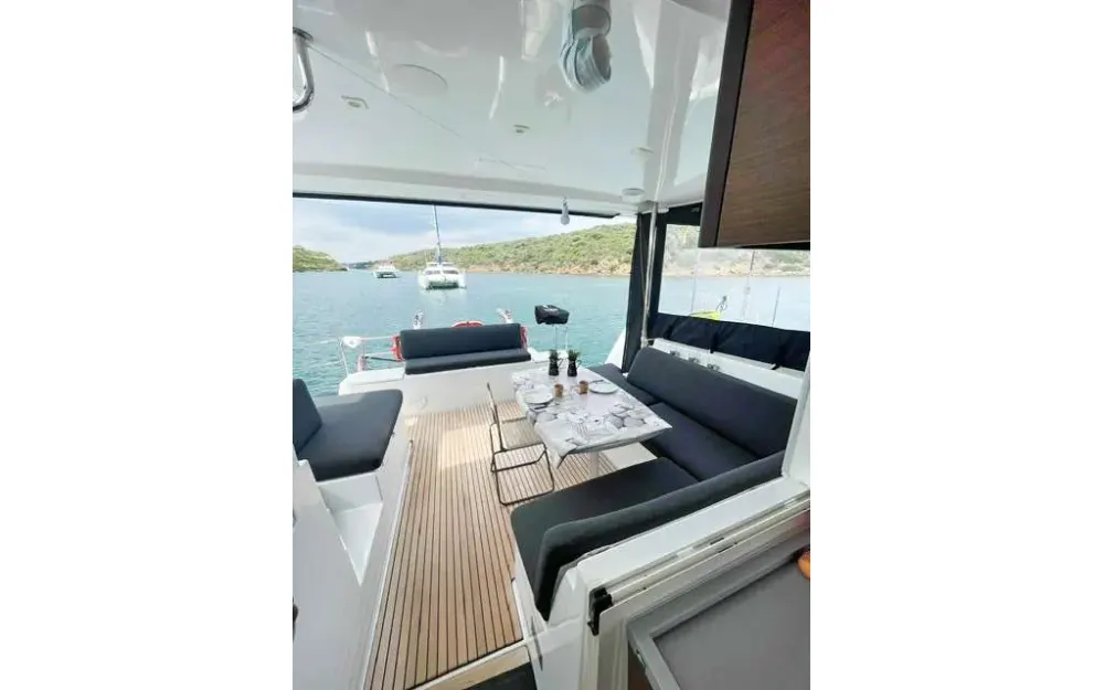 slider 18 Lagoon  40