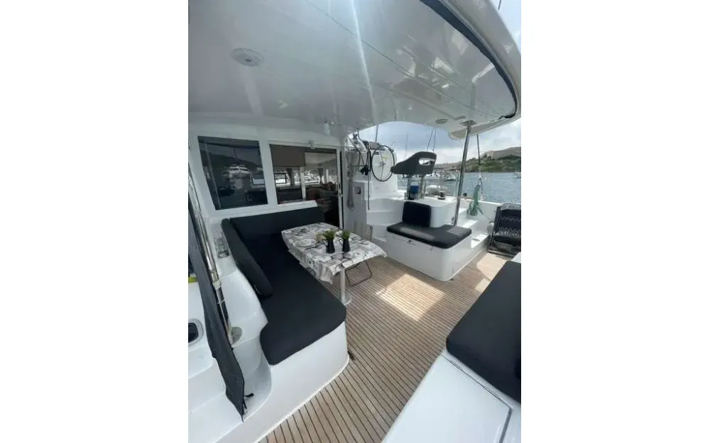 slider 21 Lagoon  40