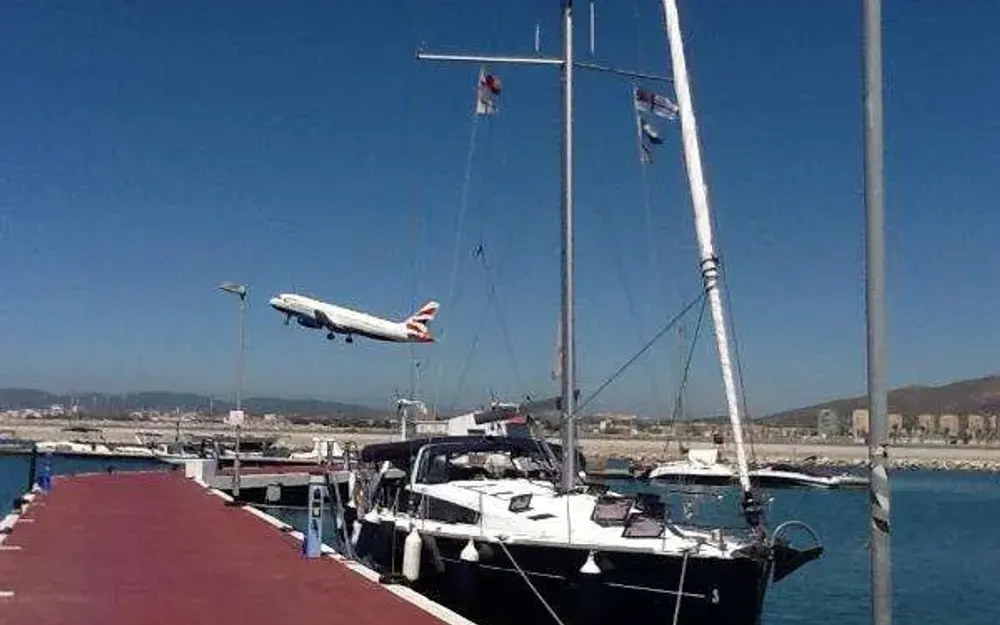 slider 14 Beneteau Sense 50