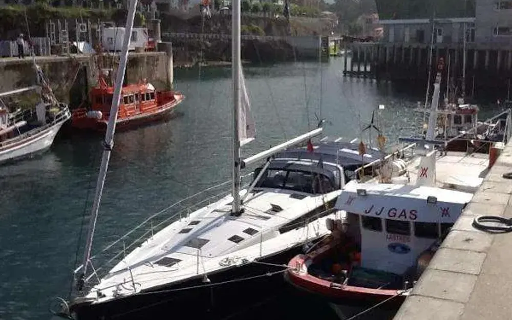 slider 19 Beneteau Sense 50