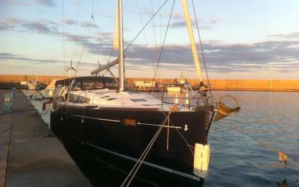 slider 4 Beneteau Sense 50