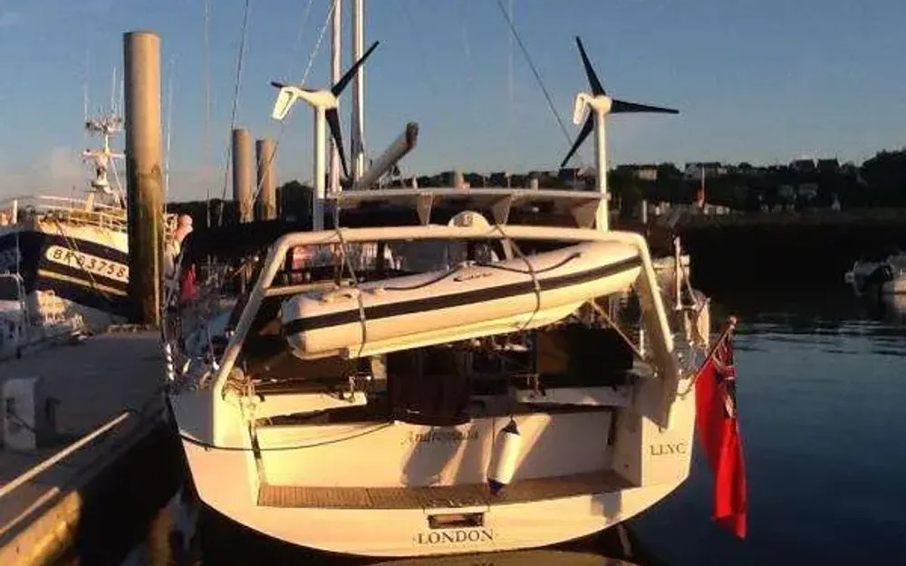 slider 5 Beneteau Sense 50