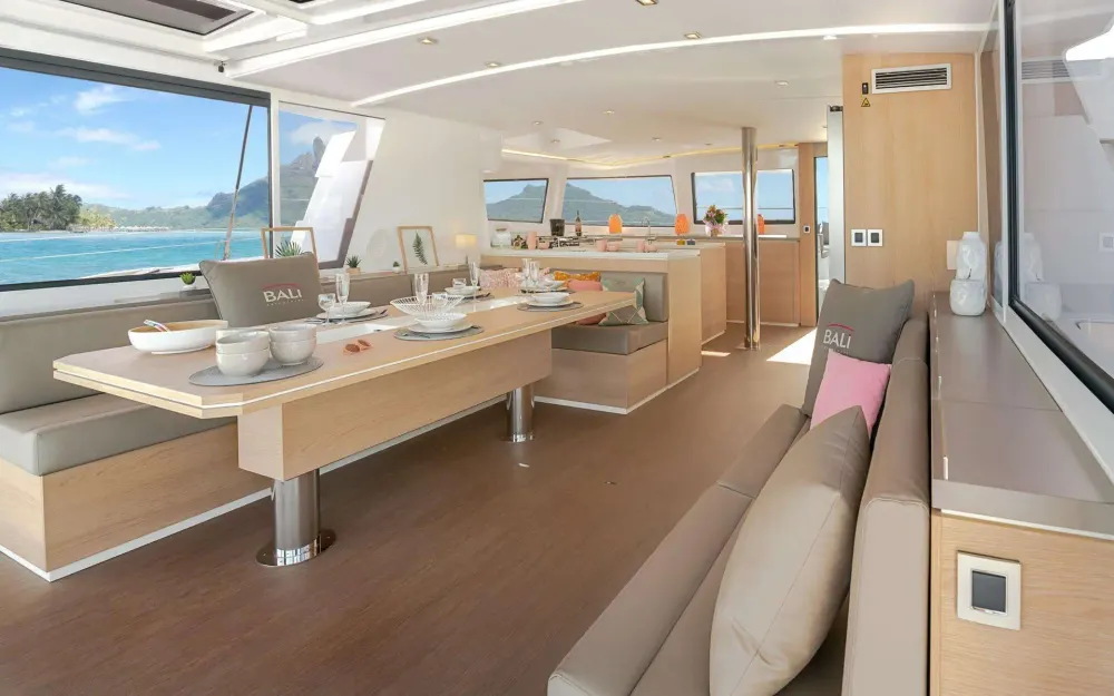 slider 2 Bali Catamarans Bali 5.4
