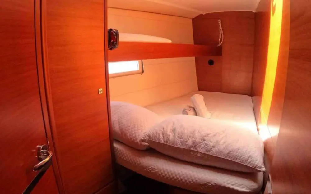 slider 6 Dufour  460 Grand Large
