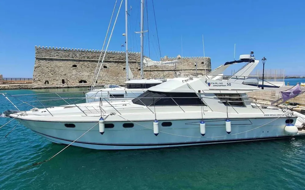 slider 10 Fairline Squadron 50