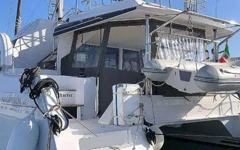 slider 1 Nautitech  46