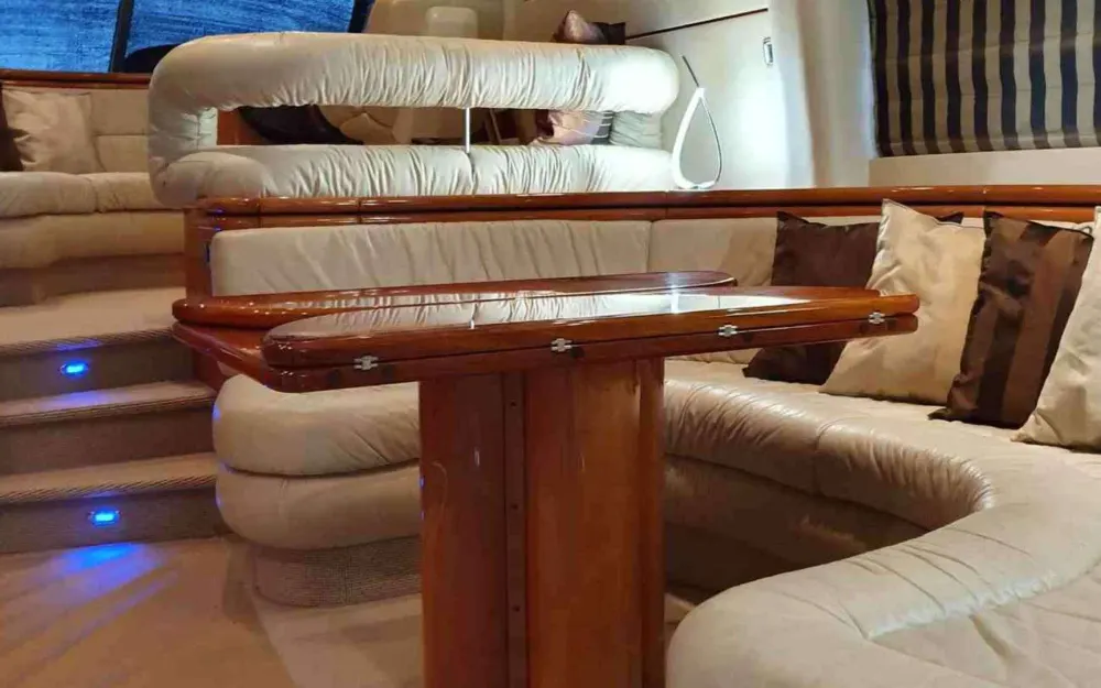 slider 2 Sunseeker Manhattan 62