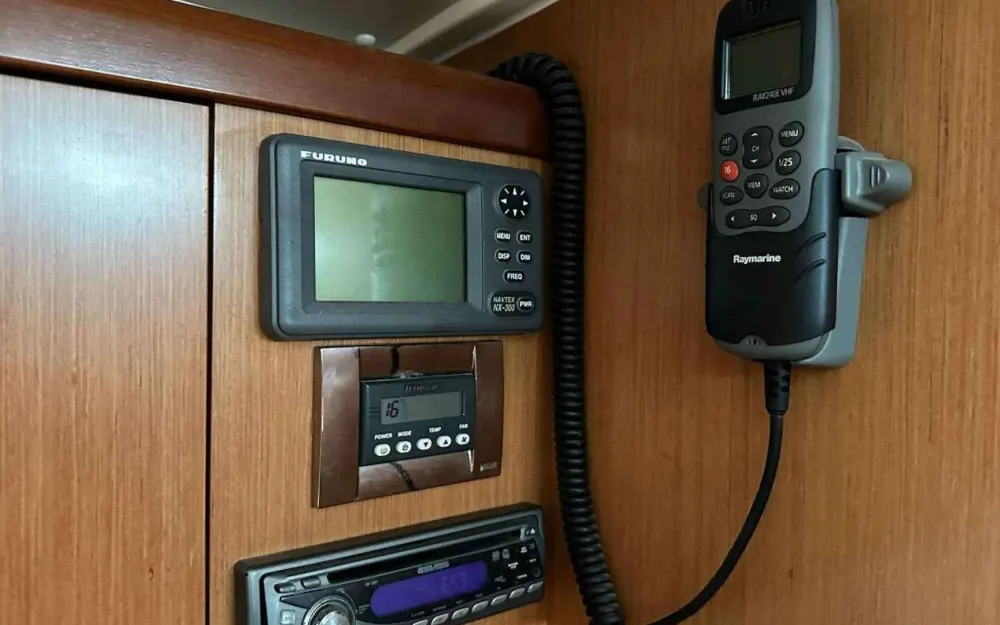 slider 2 Beneteau Oceanis 50