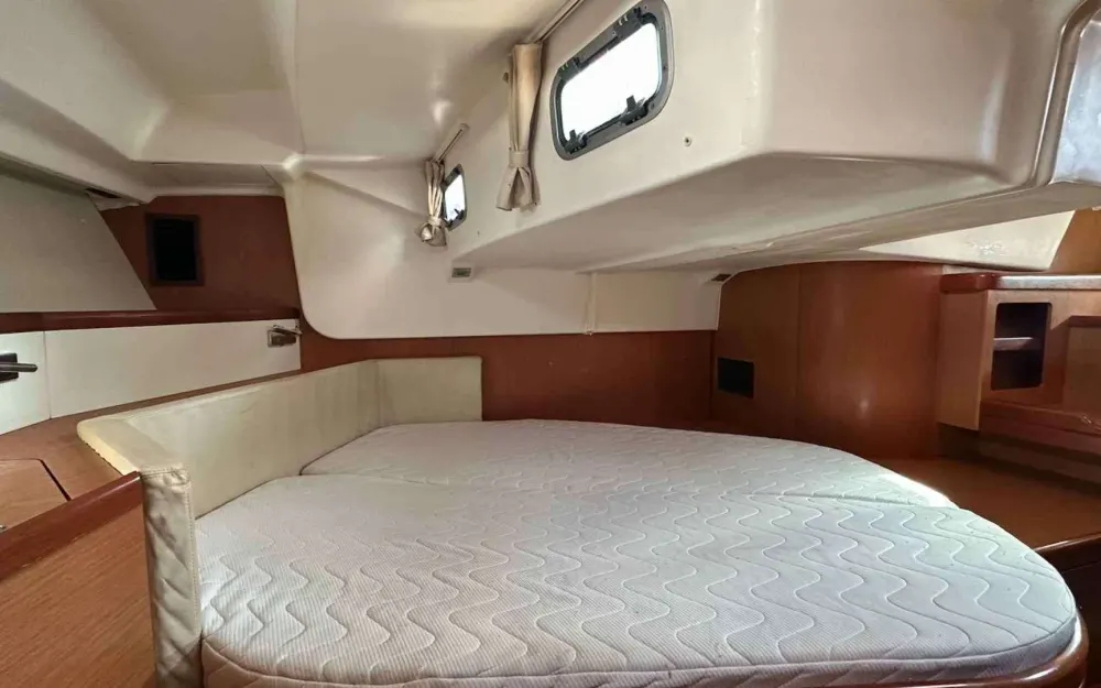 slider 7 Beneteau Oceanis 50