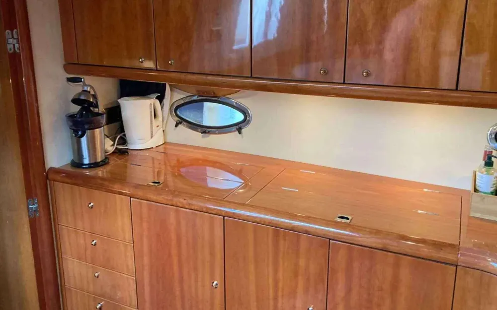 slider 6 Sunseeker Camargue 50