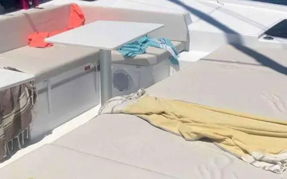 slider 3 Bali Catamarans Bali 4.3