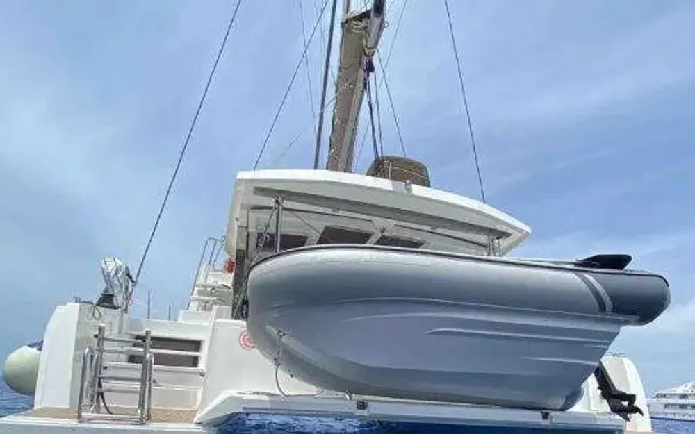 slider 6 Bali Catamarans Bali 4.3