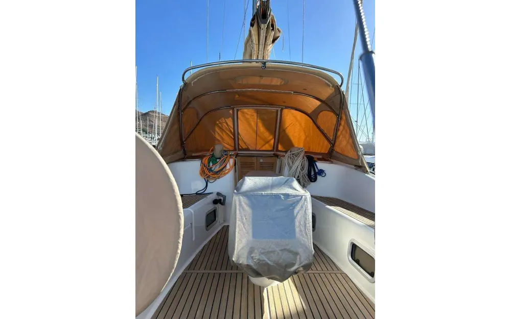 slider 15 Beneteau Oceanis 46