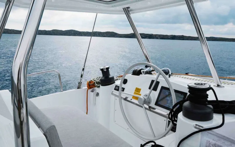 slider 7 Bali Catamarans Bali 4.4