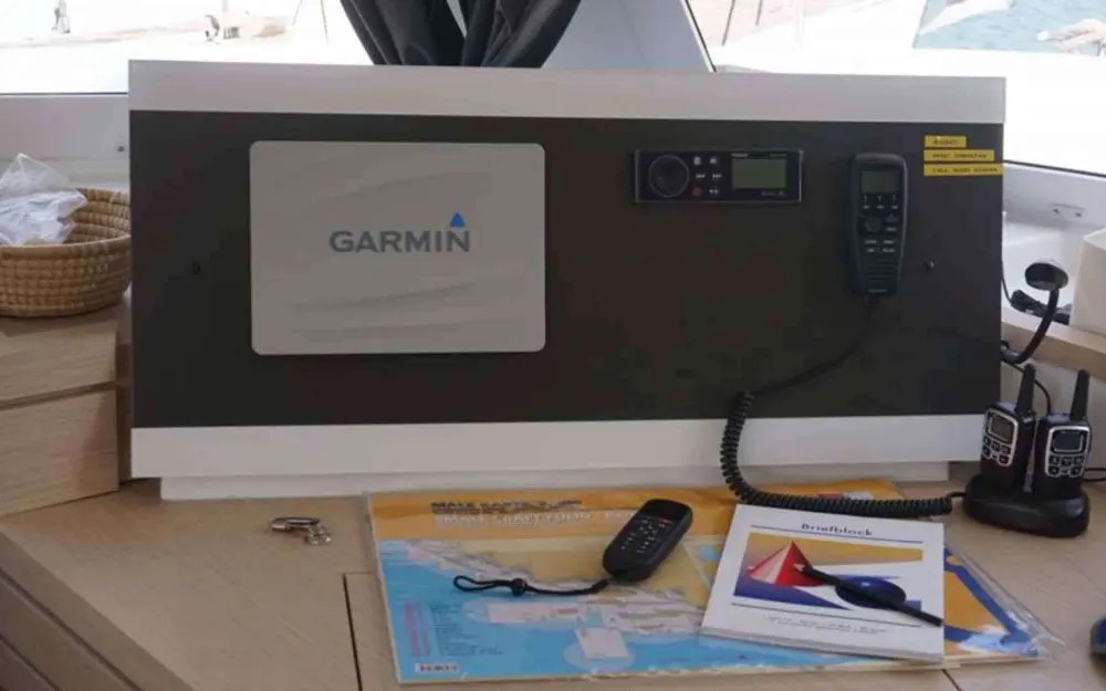 slider 23 Fountaine Pajot Lucia 40