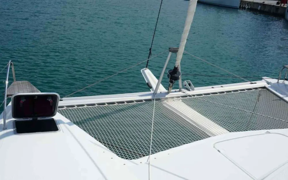 slider 28 Fountaine Pajot Lucia 40